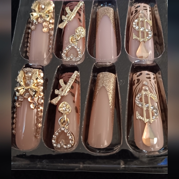 Women's Gold and Brown Animal Print Press-On Long Nails New - Picture 2 of 4